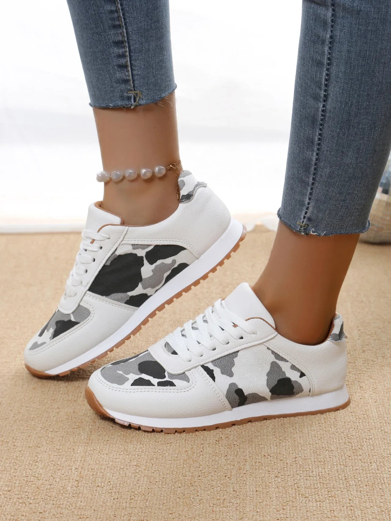 Low Cut Leopard Print Sports and Leisure Shoes for Women